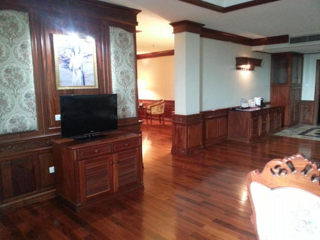 ויינטיאן Angkham Hotel מראה חיצוני תמונה